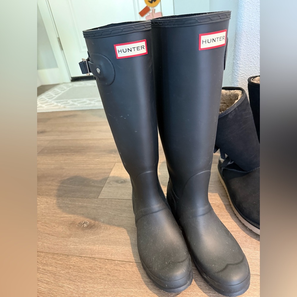 Hunter Classic Black Rain Boots